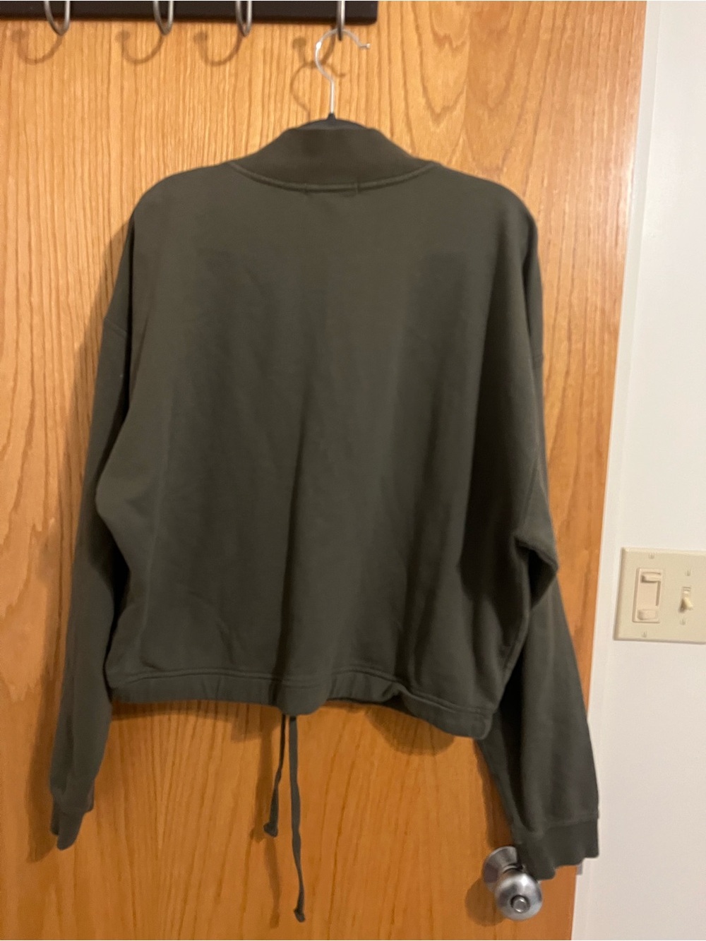 Marine Layer Rory Quarter Zip
Sweatshirt - Picture 6 of 8